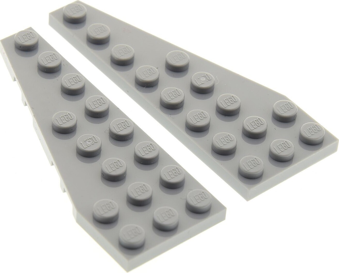 2x Lego krídlo 8x3 nové svetlosivé ľavé pravé Star Wars 75252 50305 50304