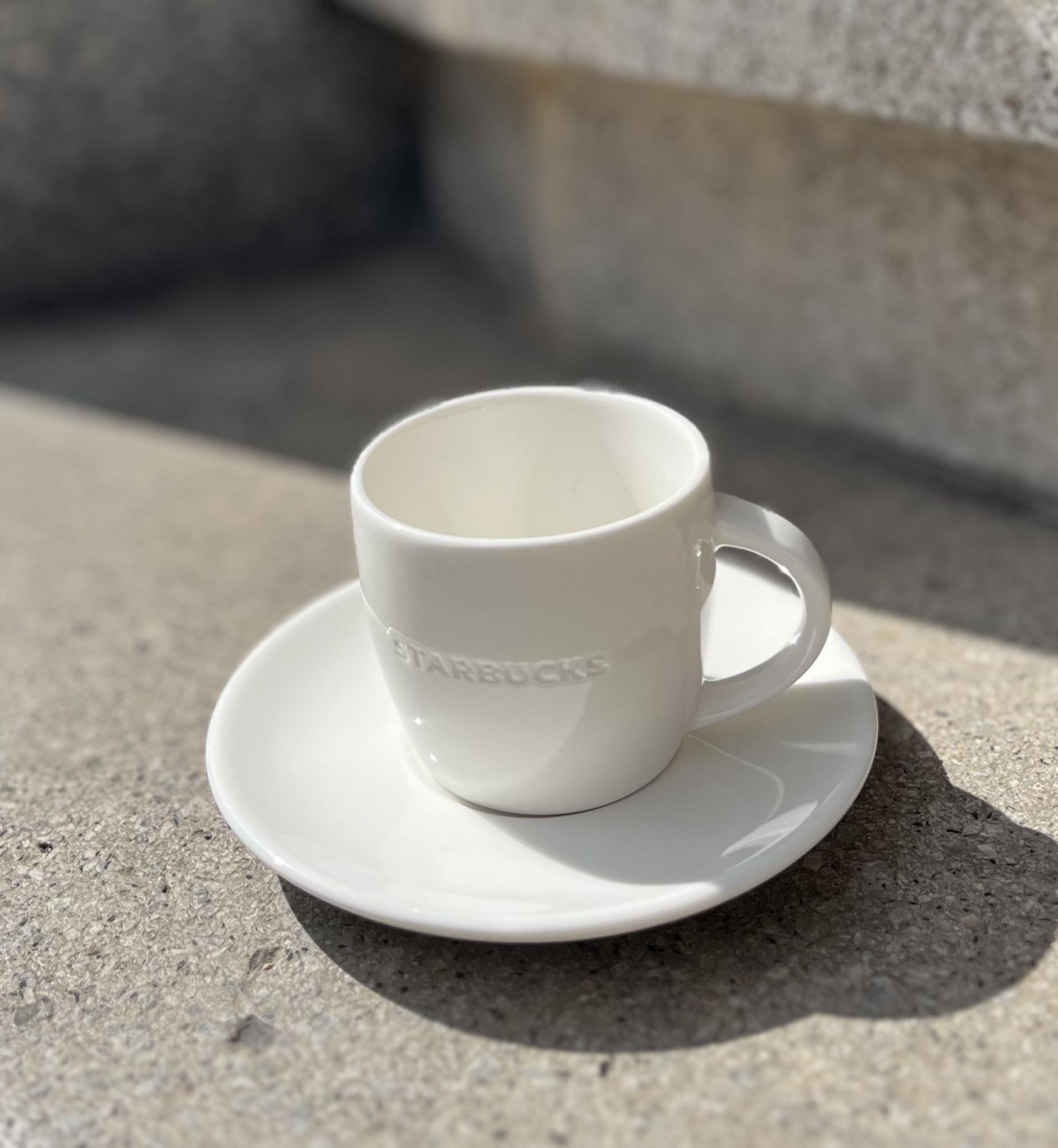 STARBUCKS Espresso Tasse und Unterteller Set weiß Tasse Gravur BENTURE