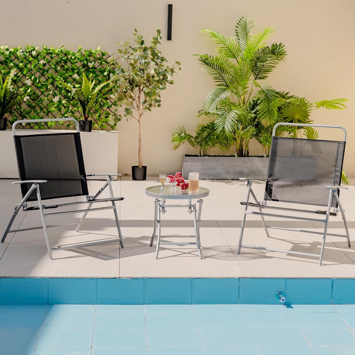 3 TLG. Bistro set, skladacia sedacia súprava s 2 stoličkami a 1 okrúhlym stolíkom, súprava balkónového nábytku odolná voči poveternostným vplyvom s kovovým rámom pre záhradu, terasu a balkón, čierna farba