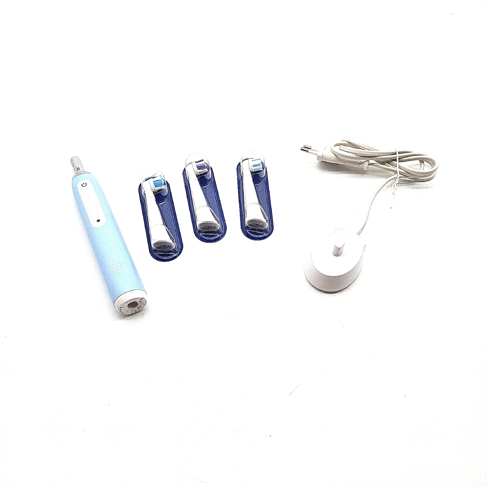 Braun Oral-B Oral-B iO Series 3 Plus Edition Elektrische Zahnbürste, Inkl. 3 Aufsteckbürsten, 3 Putzmodi, GUT GETESTET von STIFTUNG WARENTEST, Hellblau