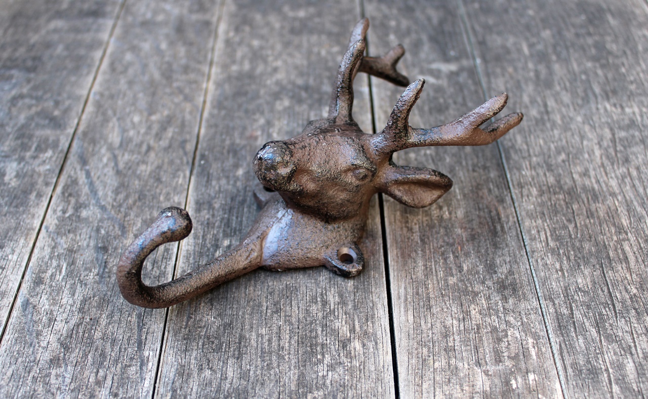 Esschert Design 3er Set Wandhaken Mit Hirsch-Motiv – Aus Gusseisen, Je Ca. 22x9,9x28 Cm, Rustikale Garderobenhaken Für Flur Oder Wohnzimmer