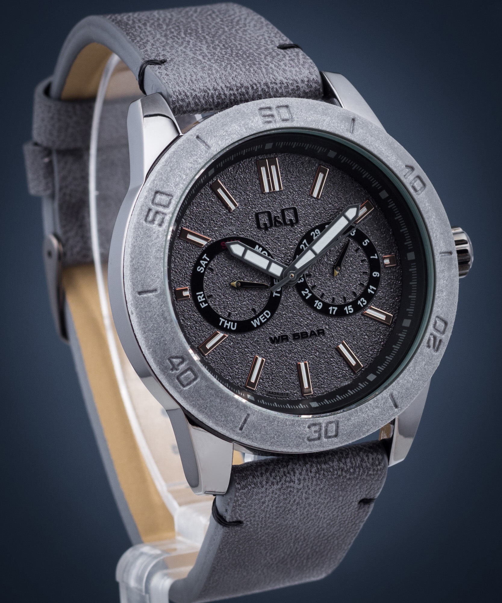 QQ Multifunkčné pánske hodinky