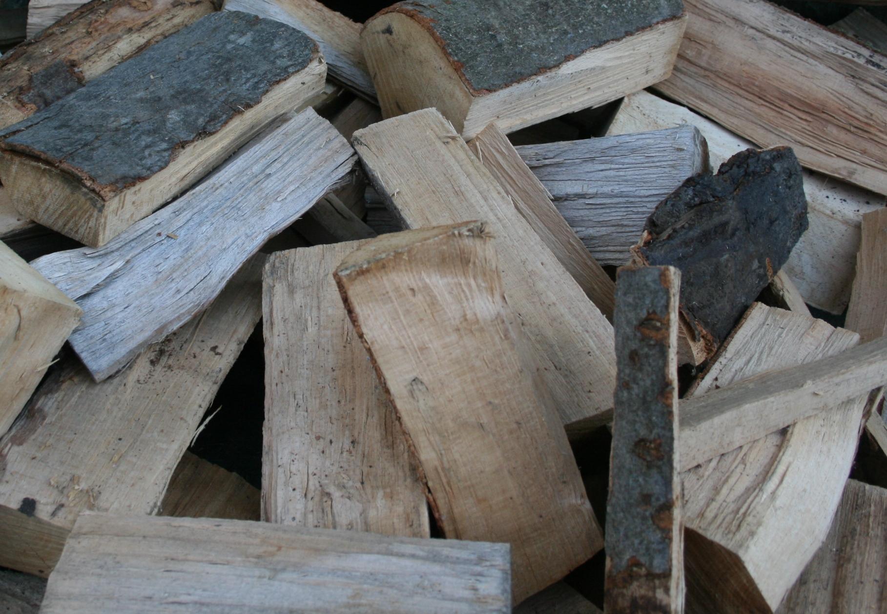 Kaminholz-guenstiger Buche trocken 25 cm - RM