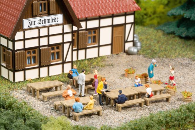 Auhagen Bänke, Tische 44650