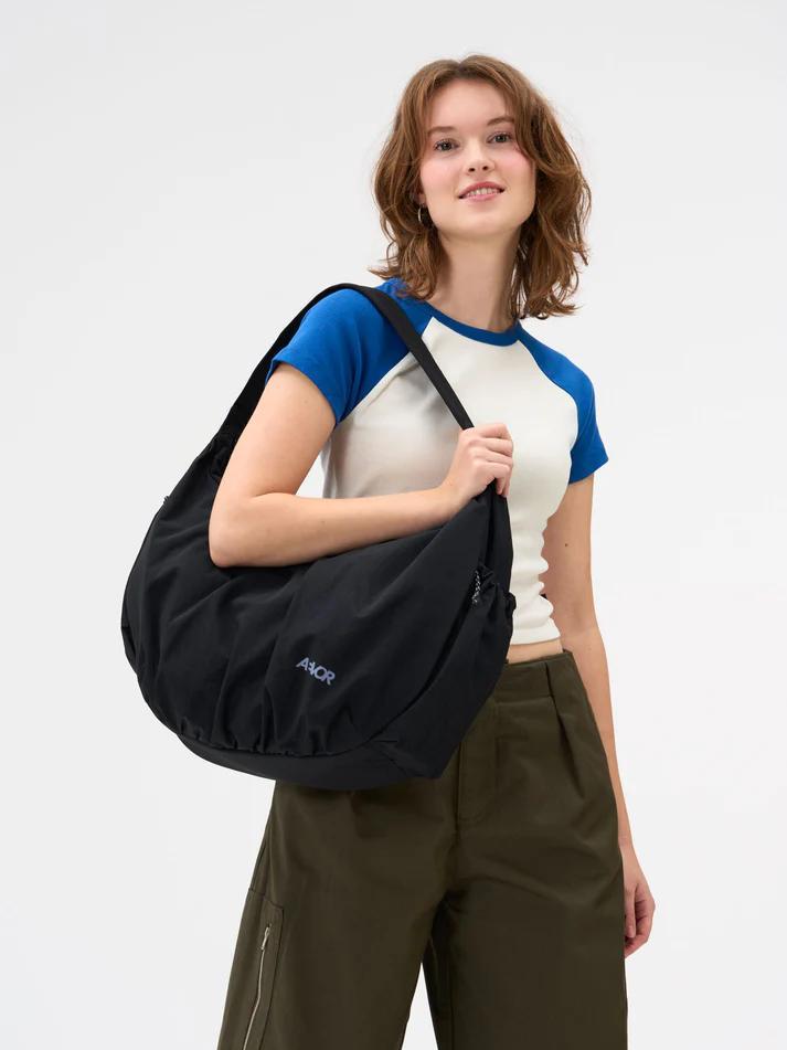 Aevor Slouchy Bag Black . AVR-SLB-001-80001