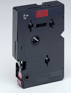 Brother Schwarz auf rot - Rolle (0,9 cm) laminiertes Band TC491