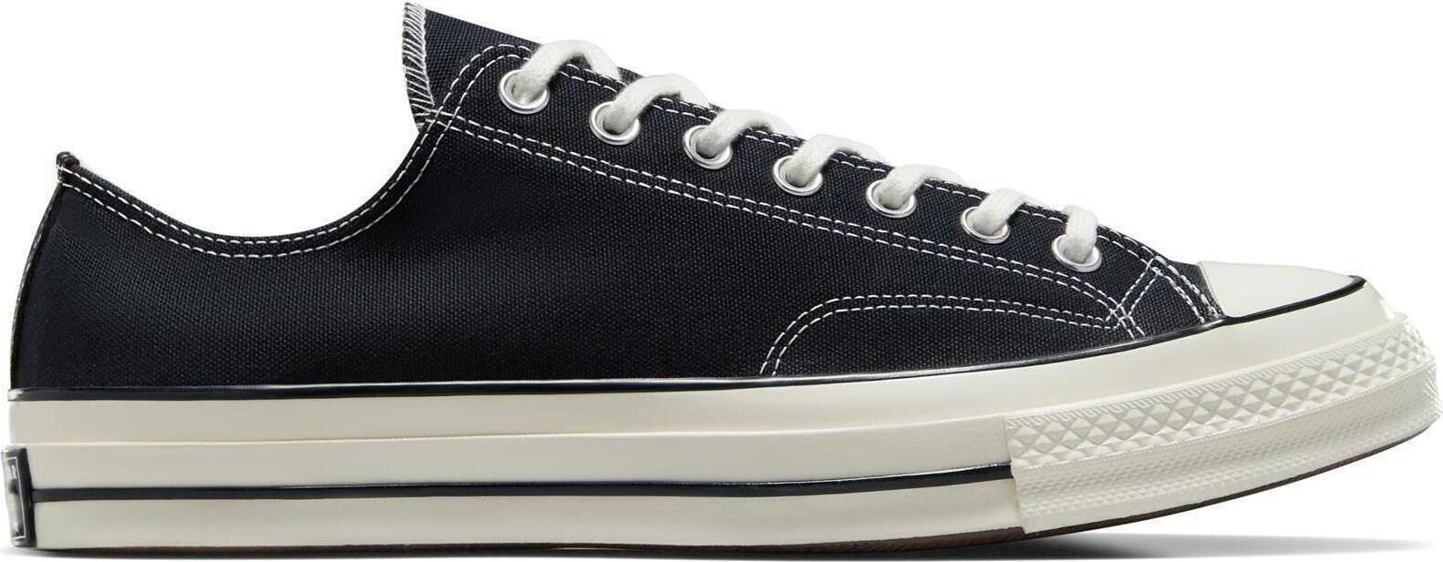 Converse Chuck 70 Classic Low Top Zwart / Wit - Sneaker - 162058Choge Converse All Stars Converse, Converse Sneakers, Converse All Star, Converse All Stars, Converse Chuck Taylor All Stars, hoge converse all stars zwart, all stars zwart, all stars zwart hoog