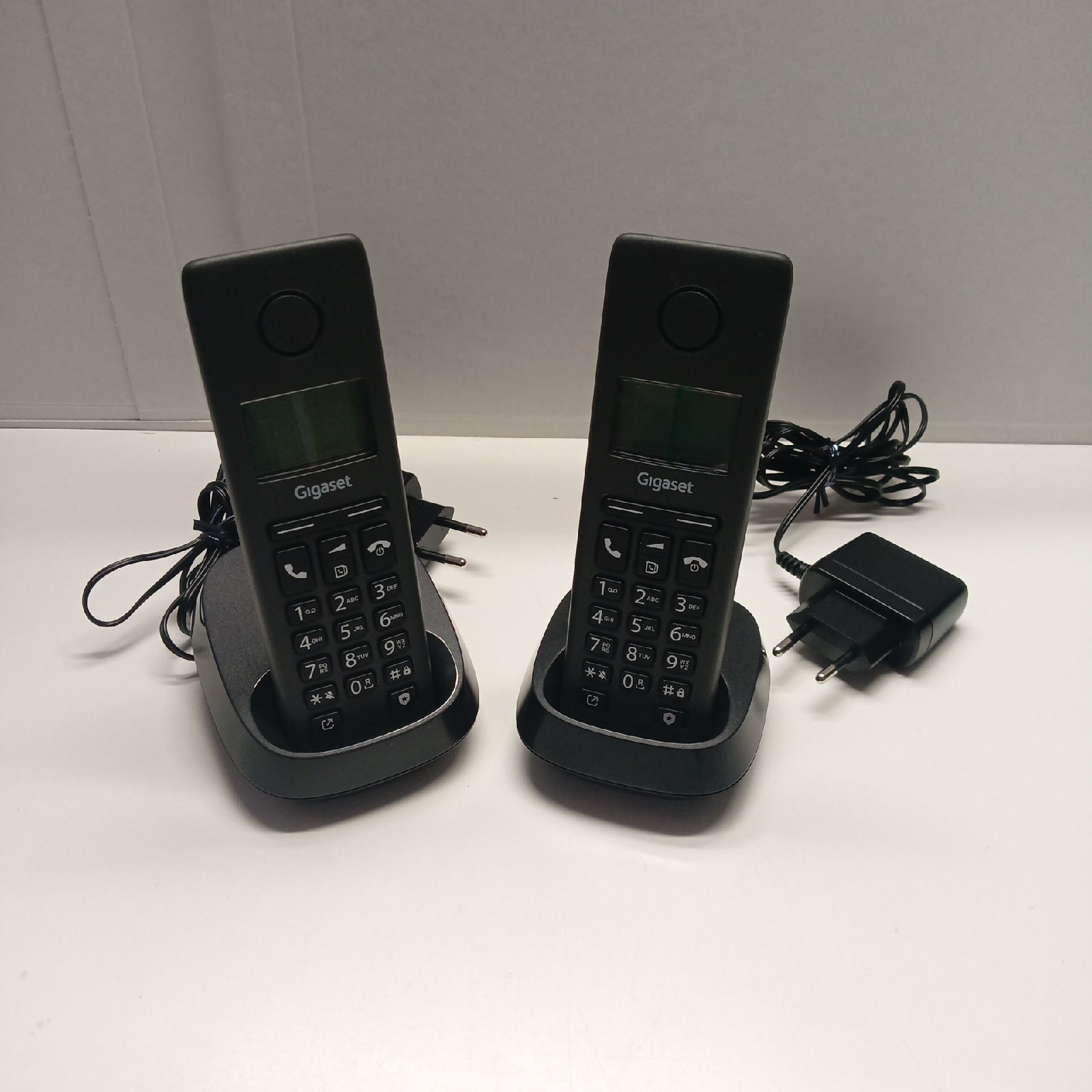Gigaset Pure 120 Duo il cordless duo con la possibilitÃ di passare la chiamata I UNVOLLSTÄNDIG