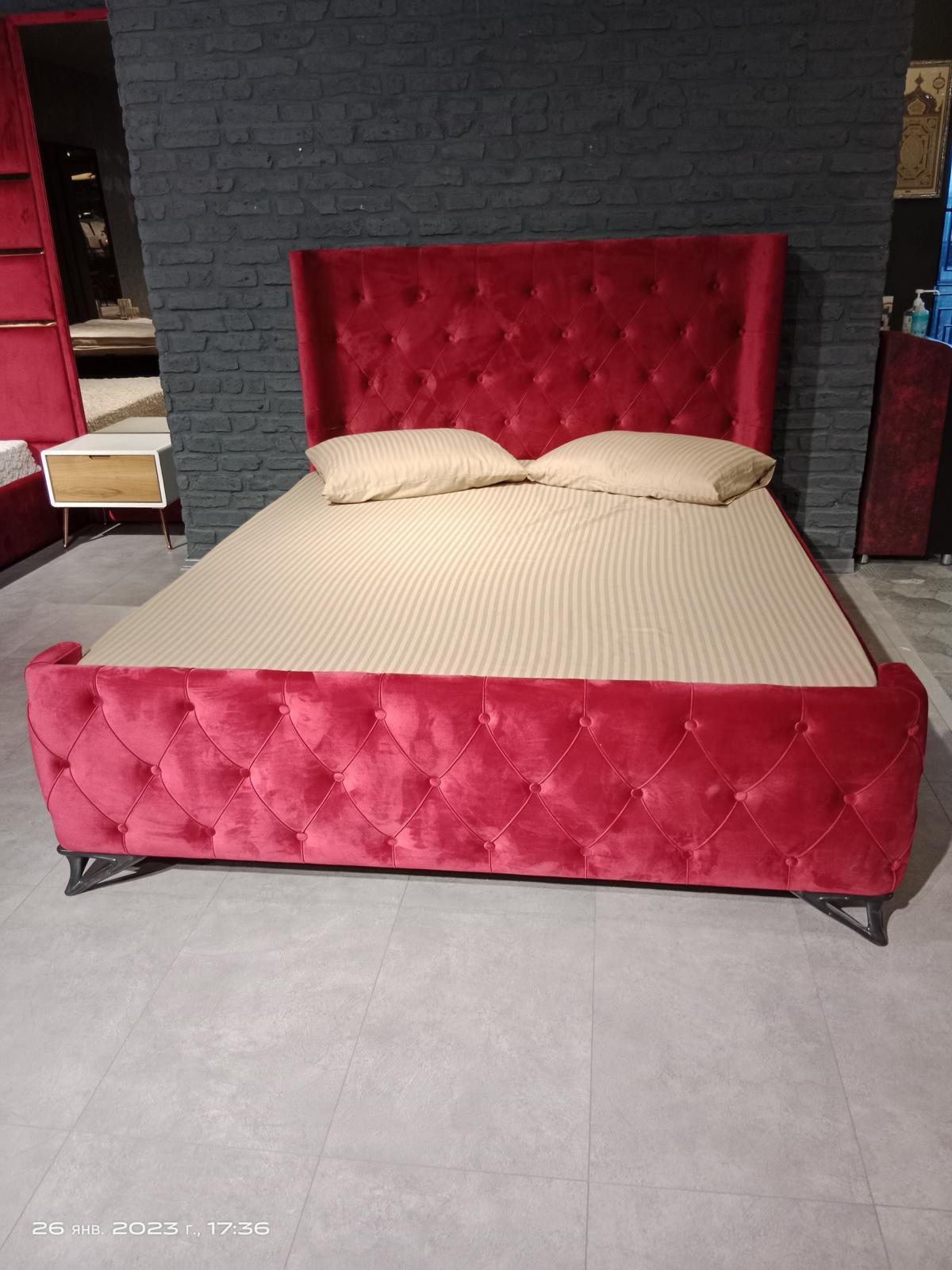 Schlafzimmer Chesterfield Bett Designer Betten Polster Luxus Hotel Rot Neu JV Möbel JVM4062292569425