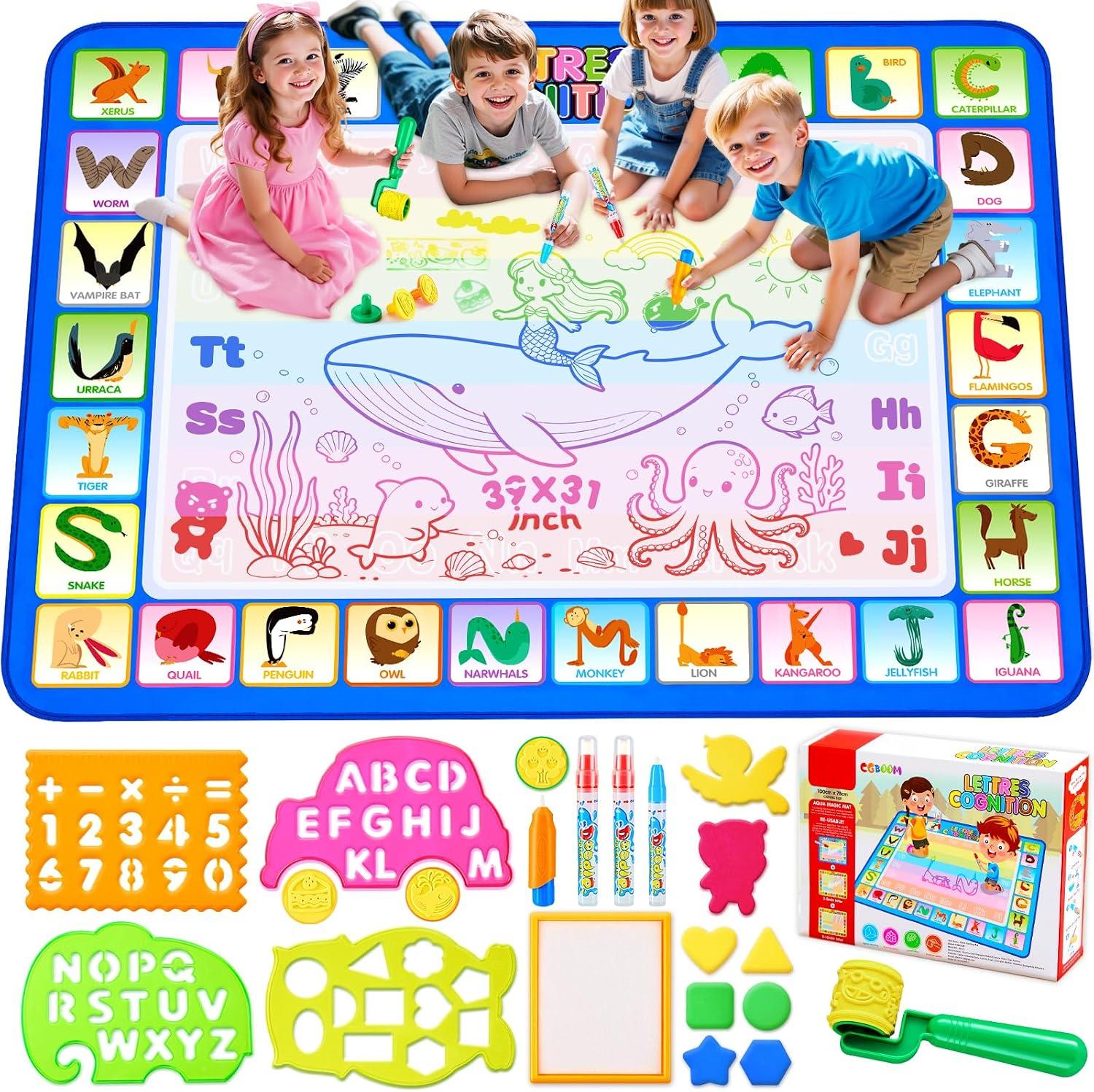 505 Games Wasser Doodle Matte 100 × 78 cm XL – Wiederverwendbare Aqua Malmatte mit 4 Wasserstiften, Stempeln & Schablonen – Wassermalmatte für Kinder ab 1–6 Jahren – Kreatives Lernspielzeug