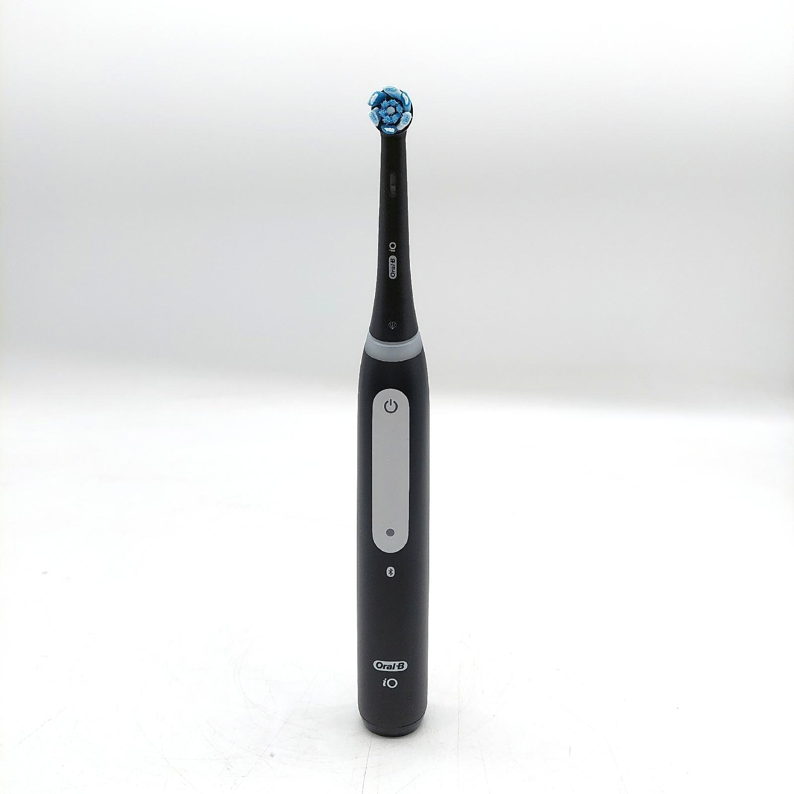 Braun Oral-B Oral B Elektrische Zahnbürste Elektrische Zahnpflege iO 4 Schwarz Ersatzkopf