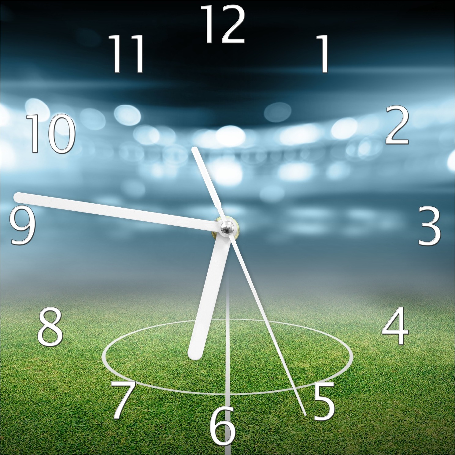 Wallario Design Wanduhr Fußball Stadion Mittellinie II aus Echtglas, Größe 20 x 20 cm guk5676-2020