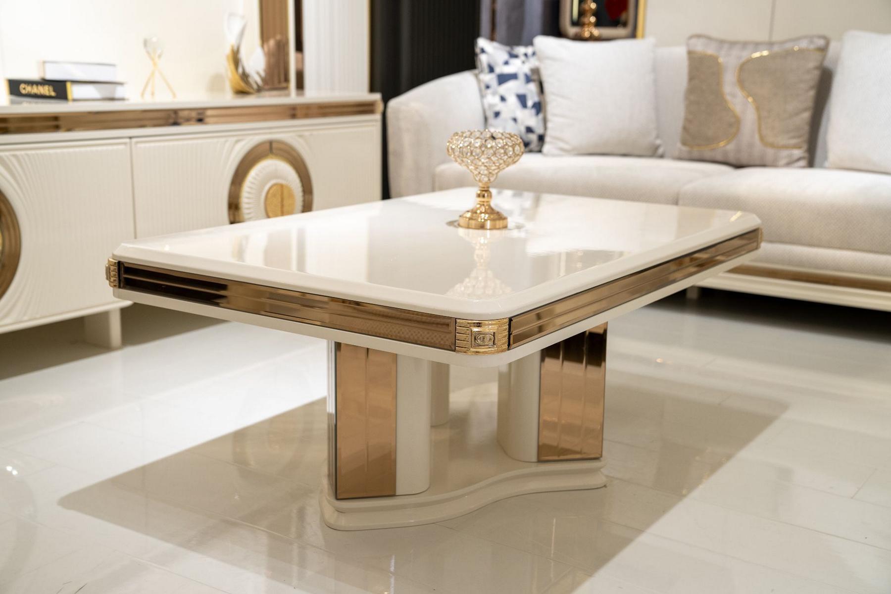 AEA Eleganter Beigefarbener Holz-Couchtisch im modernen Stil