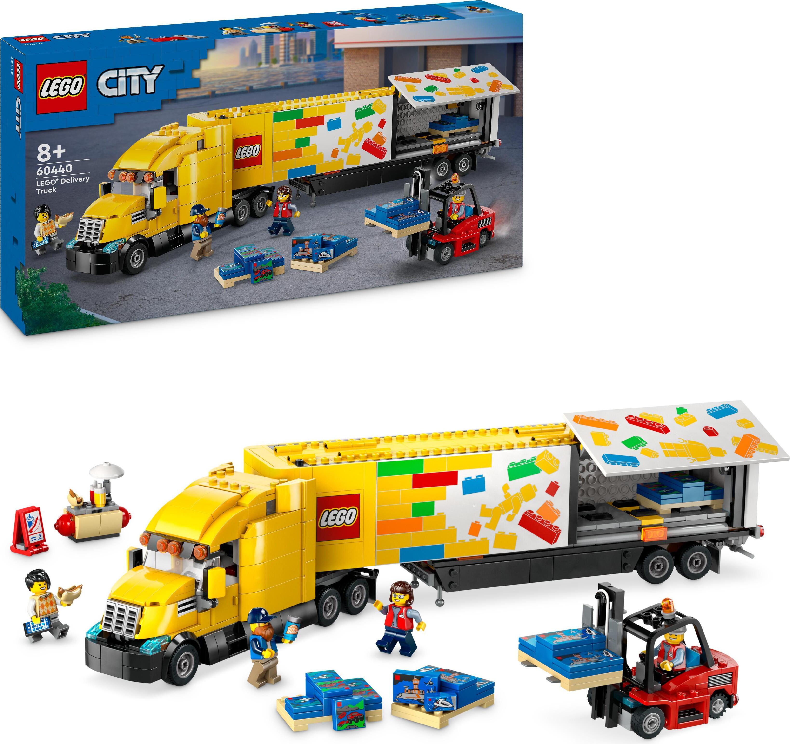 LEGO City Sattelzug, Spielzeug-LKW für Jungen und Mädchen ab 8 Jahren, Weihnachtsgeschenk, Set mit Sattelzug, Gabelstapler und 4 Minifiguren für Rollenspiele 60440