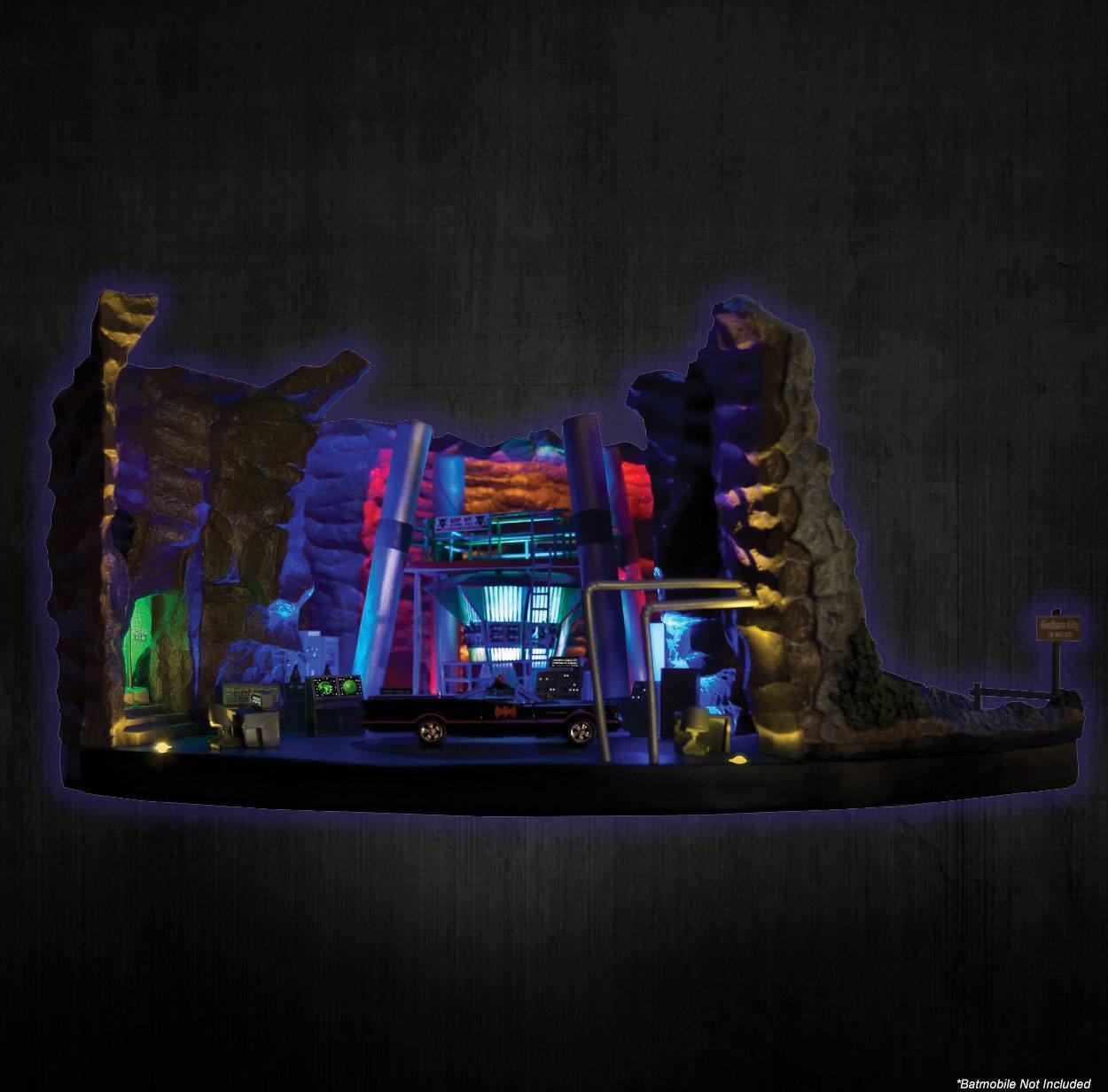 Factory Entertainment Batman 1966 TV Series Skulptur Batcave 46 x 23 cm 431