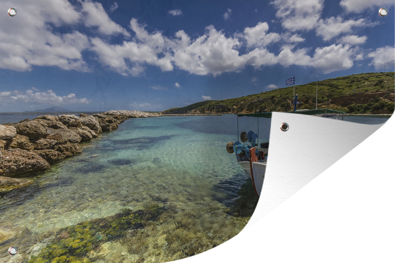 MuchoWow® 120x80 cm Outdoor-Poster Gartendeko Sichtschutz Garten Poster für den Garten Griechisches traditionelles Fischerboot im Limnionas-Golf bei Kos 133|1328488