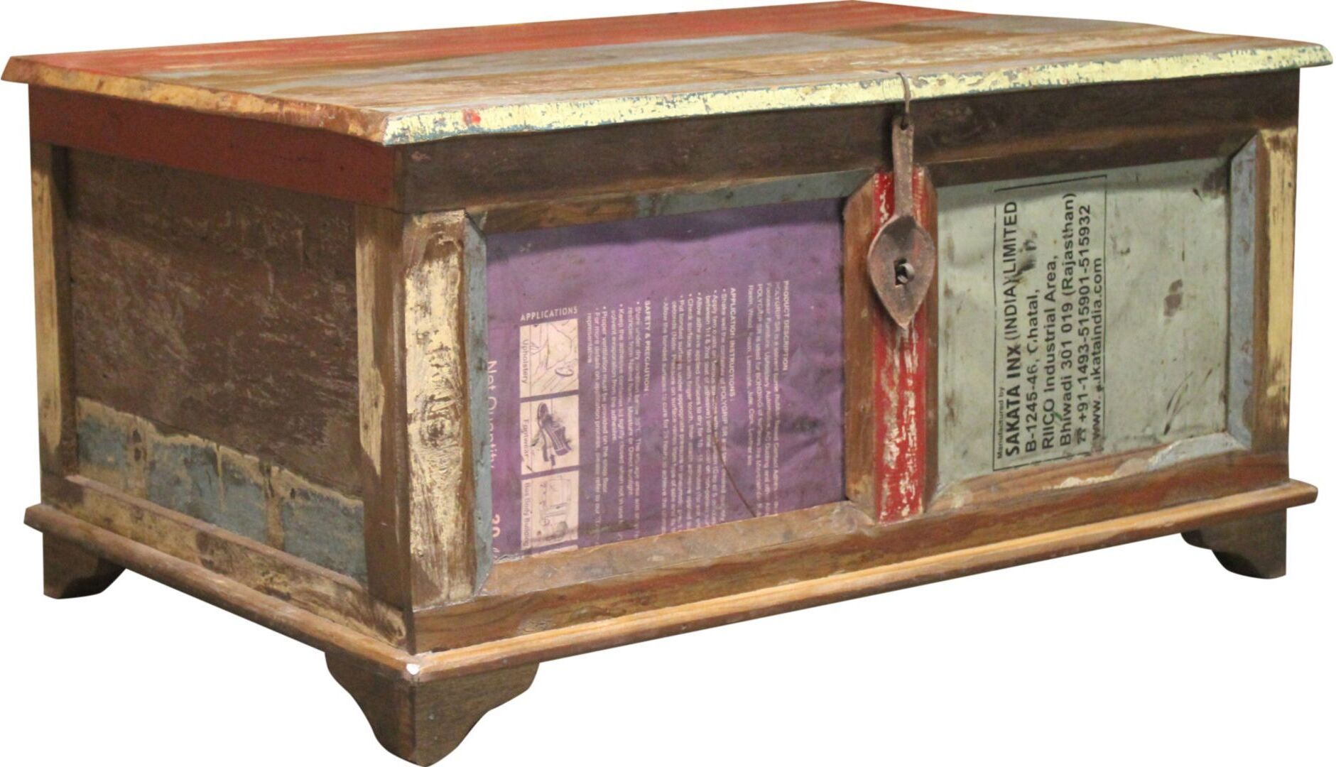 Truhentisch aus braunem Mangoholz