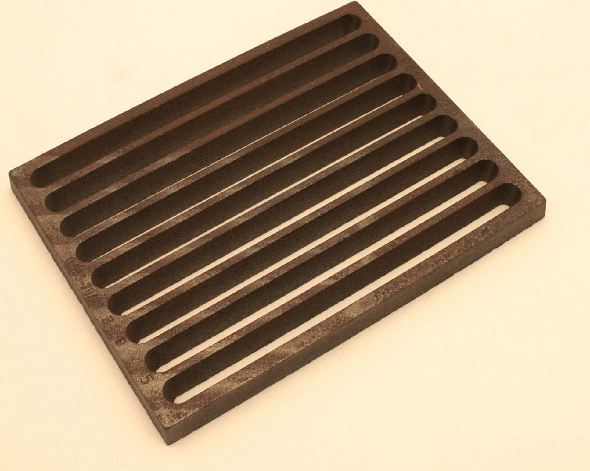 Grille De Cheminée Autoportante Sellon - Modèle 2G2RA, Noir, Hauteur 14 Cm, Fabrication Pologne