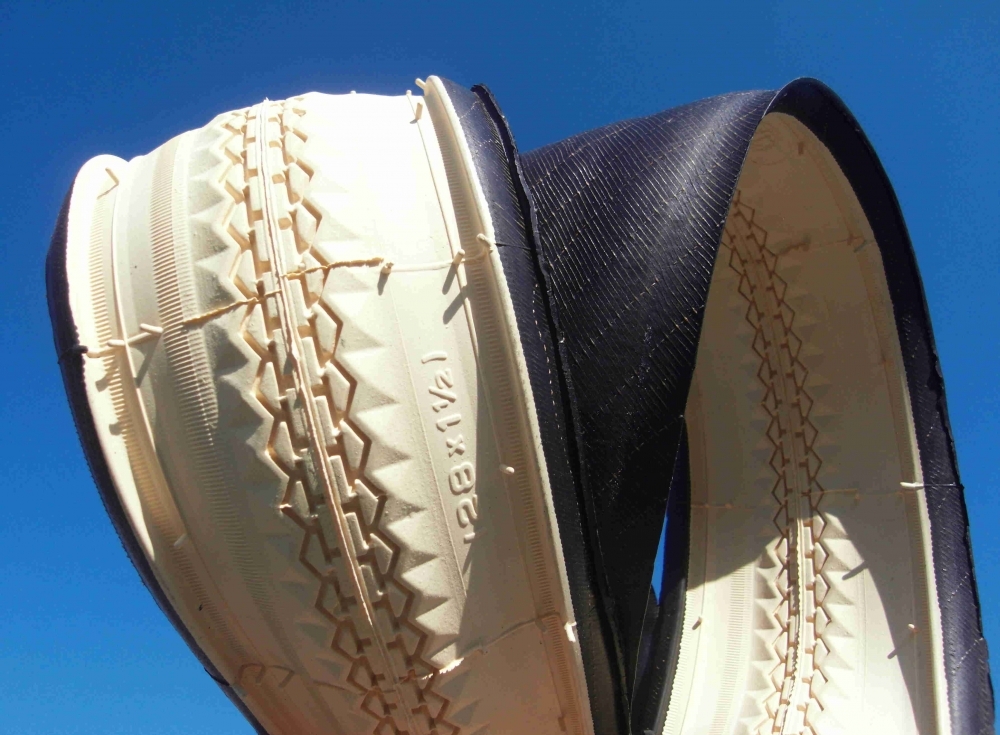 Classic Cycle Wulstreifen 28 x 1 1/2 Creme 2750