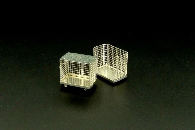 Brengun Baggage carts / 1:72