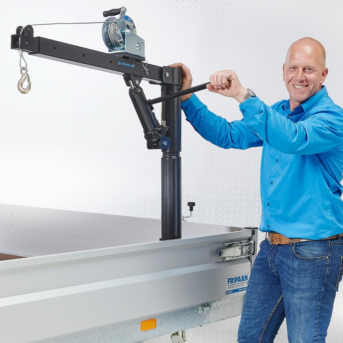 Datona Hydraulischer Anhängerkran - 450 kg