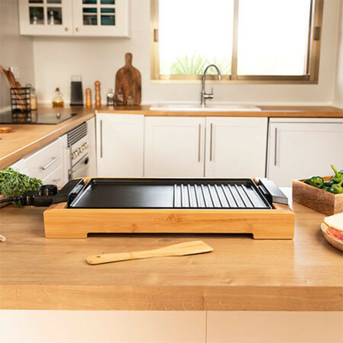 Elektrické grilovacie dosky Cecotec Tasty&Grill 2000 Bamboo Black