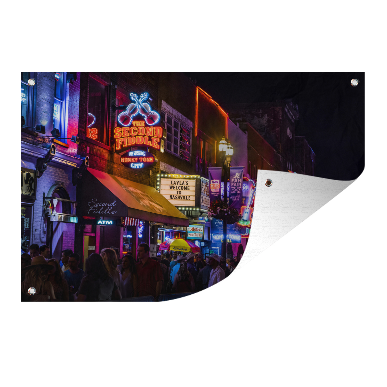 MuchoWow® 90x60 cm Outdoor-Poster Gartendeko Sichtschutz Garten Poster für den Garten Eine Straße voller Diskotheken 133|1325096