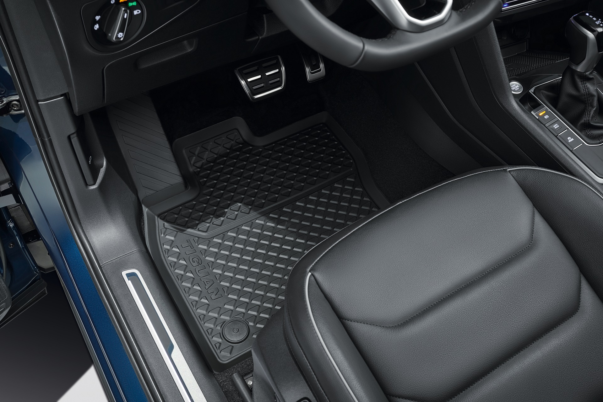 Volkswagen Passform-Fußmatten Tiguan Allspace (4 St), für VW Tiguan  Allspace SUV, Gummifußmatten vorne und hinten, rutschfest, abwaschbar,  5NL061500 82V