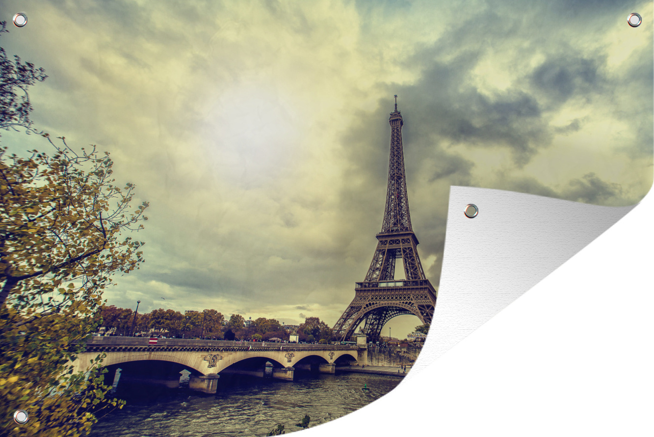 MuchoWow® 90x60 cm Outdoor-Poster Gartendeko Sichtschutz Garten Poster für den Garten Wasserblick auf den Eiffelturm und Paris 133|1287513