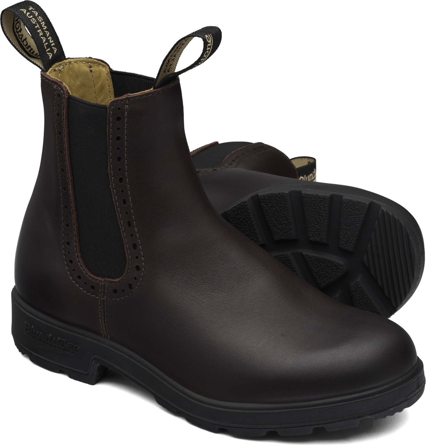 Blundstone 1352 Brogued Shiraz 38.5