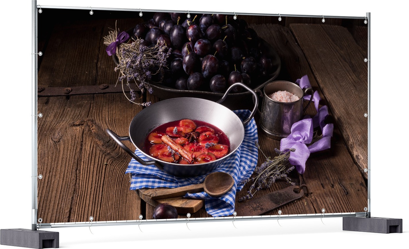 Wallario XXL Outdoor-Poster für Garten oder Balkon, Motiv Frisches Pflaumenkompott mit Gewüzen, in ca. 340 x 173 cm goban5325-340173