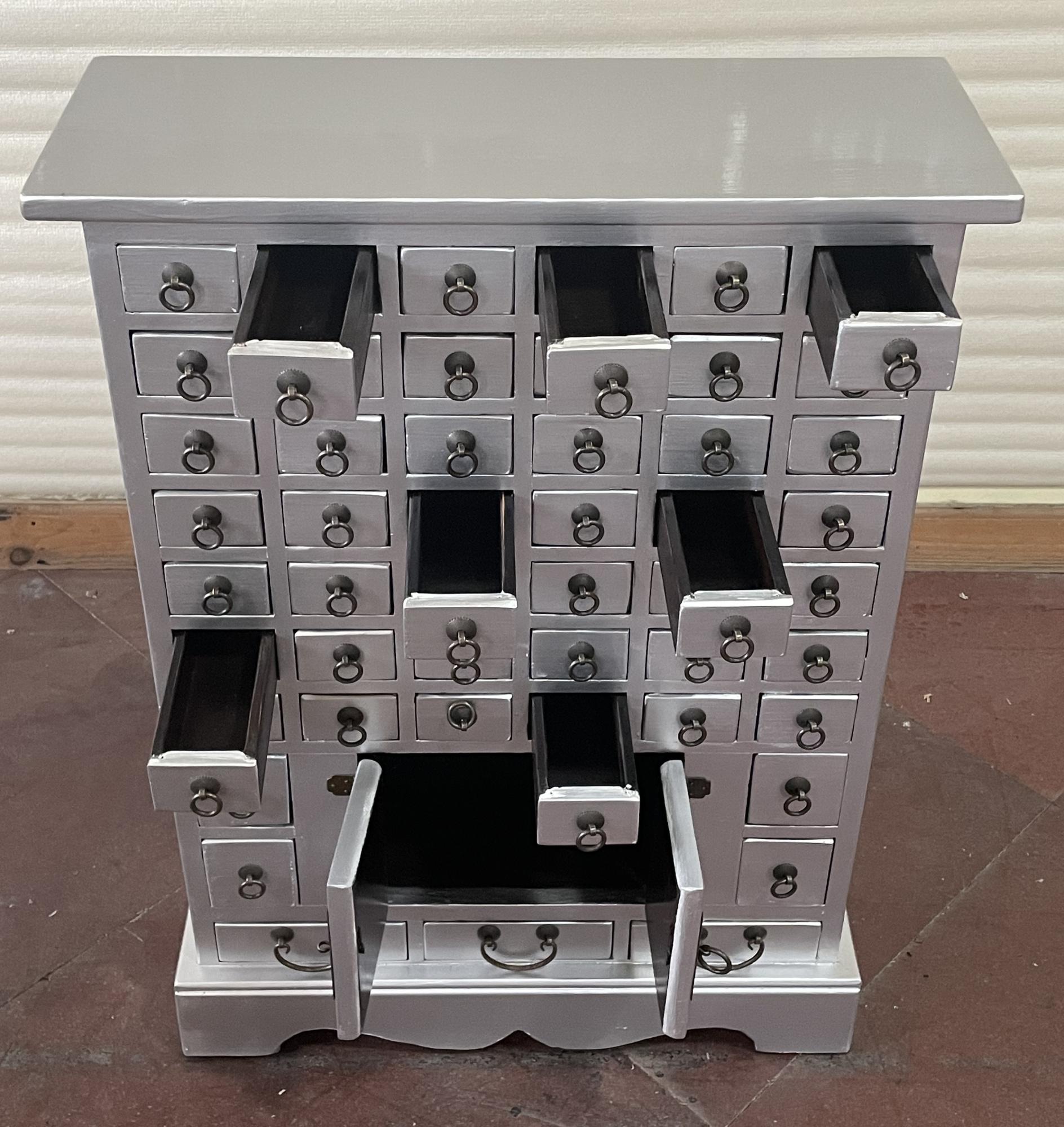 Kunibert Antike Apothekerkommode Höhe 91cm Holz 49 Schubladen Silber