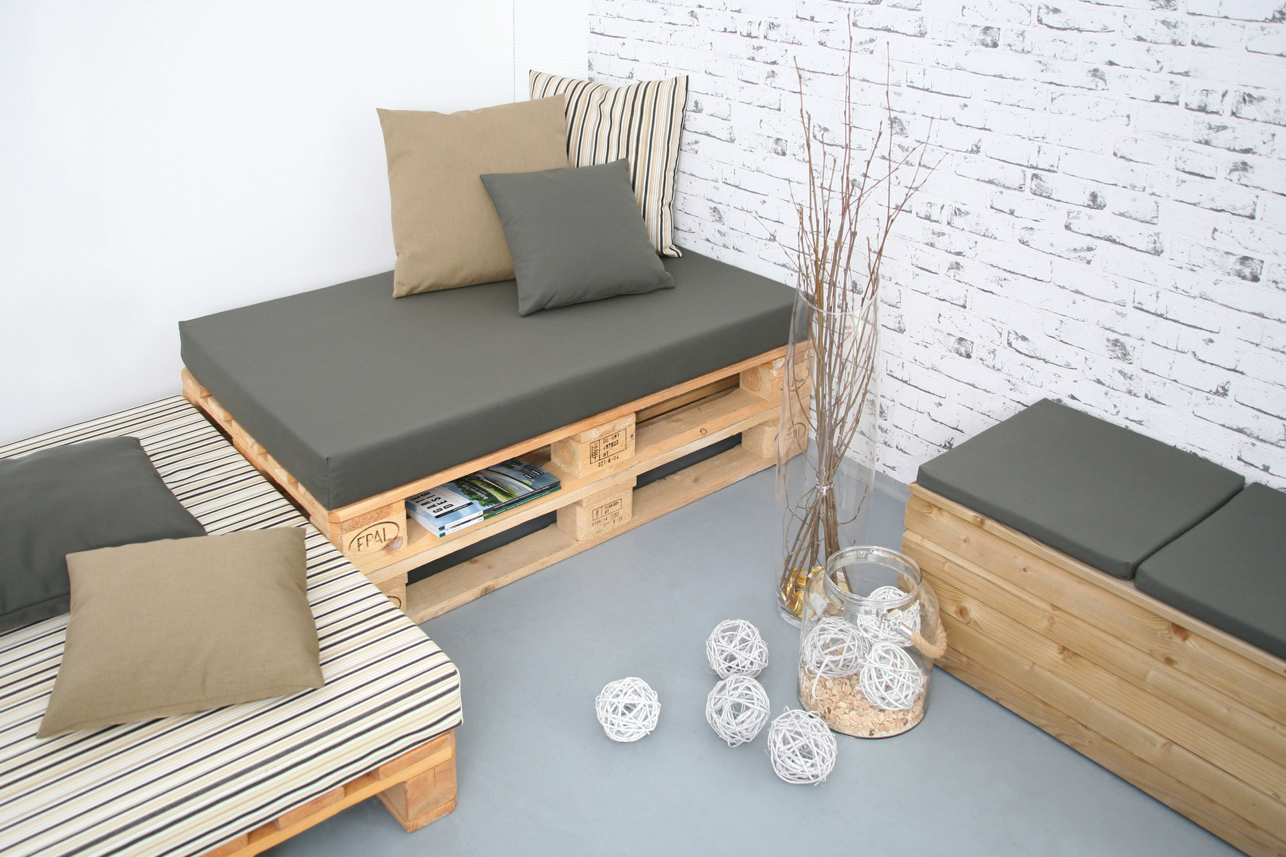 Softpur GmbH DIY Schaumstoff Paletten Kissen Matratze Polster Bank Auflage Schaumstoffplatte, Größe:40x120x5cm 40100605