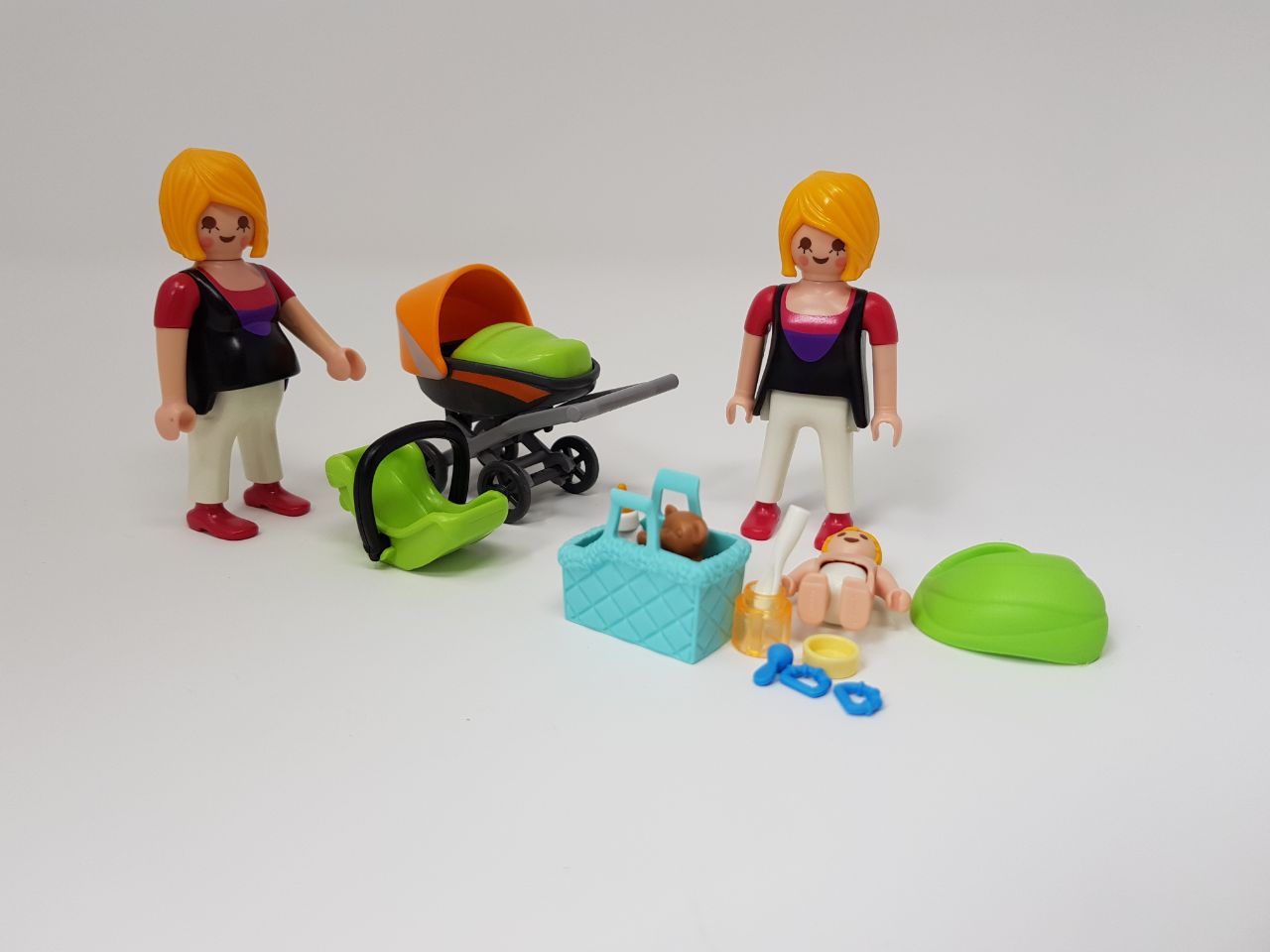Folienverpackung Playmobil 6447 Schwangere und Mama mit Baby NEU & OVP 