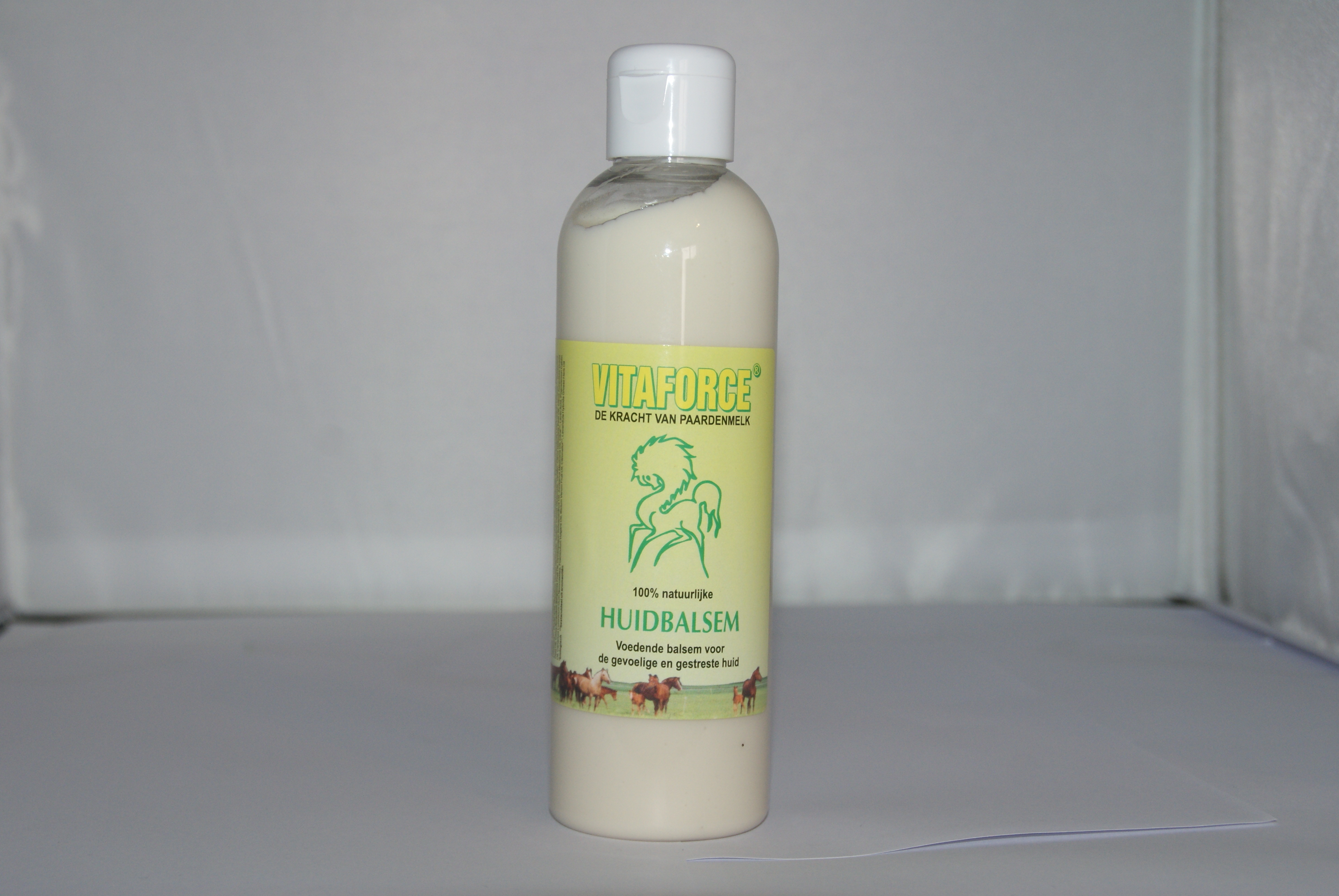 Orchids Paardenmelkerij Vitaforce Stutenmilch-Hautbalsam für empfindliche und beanspruchte Haut 771187
