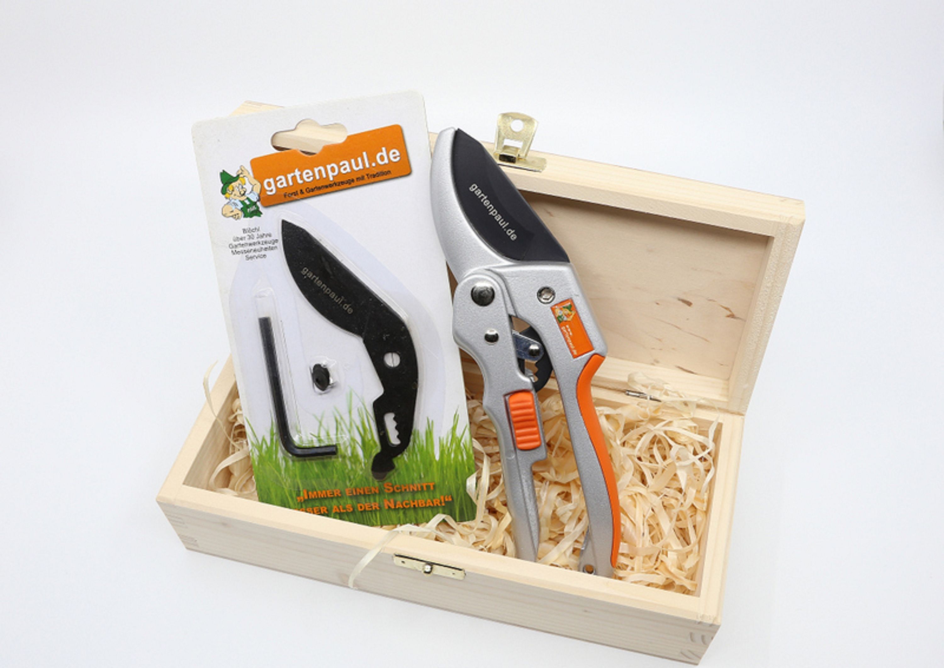 Gartenpaul Ratschen Gartenschere | Limited Edition inkl. Ersatzklingen-Set und Gartenpaul Holzbox | er Schleifservice | Amboss Gartenschere | Stufenschere 941