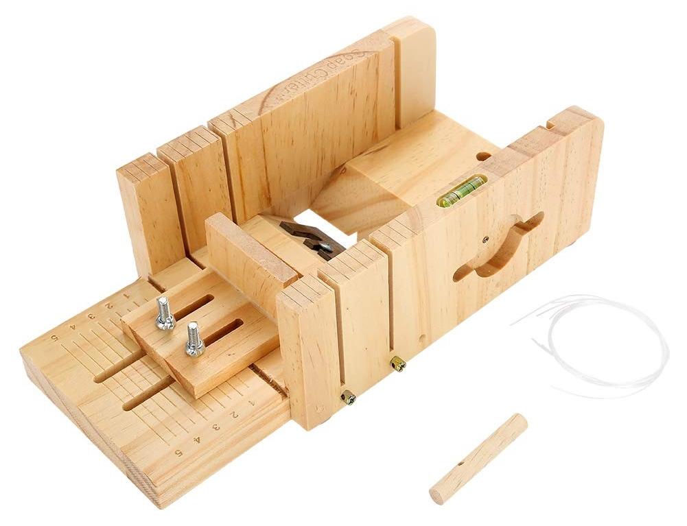 Merkloos Elzusha – Seifenschneider mit Präzisionswaage – Holzschneider – Schneidebox – Antihaftbeschichtung – Elegantes Design – Für kalte/warme Seife – Seifenschneidemaschine
