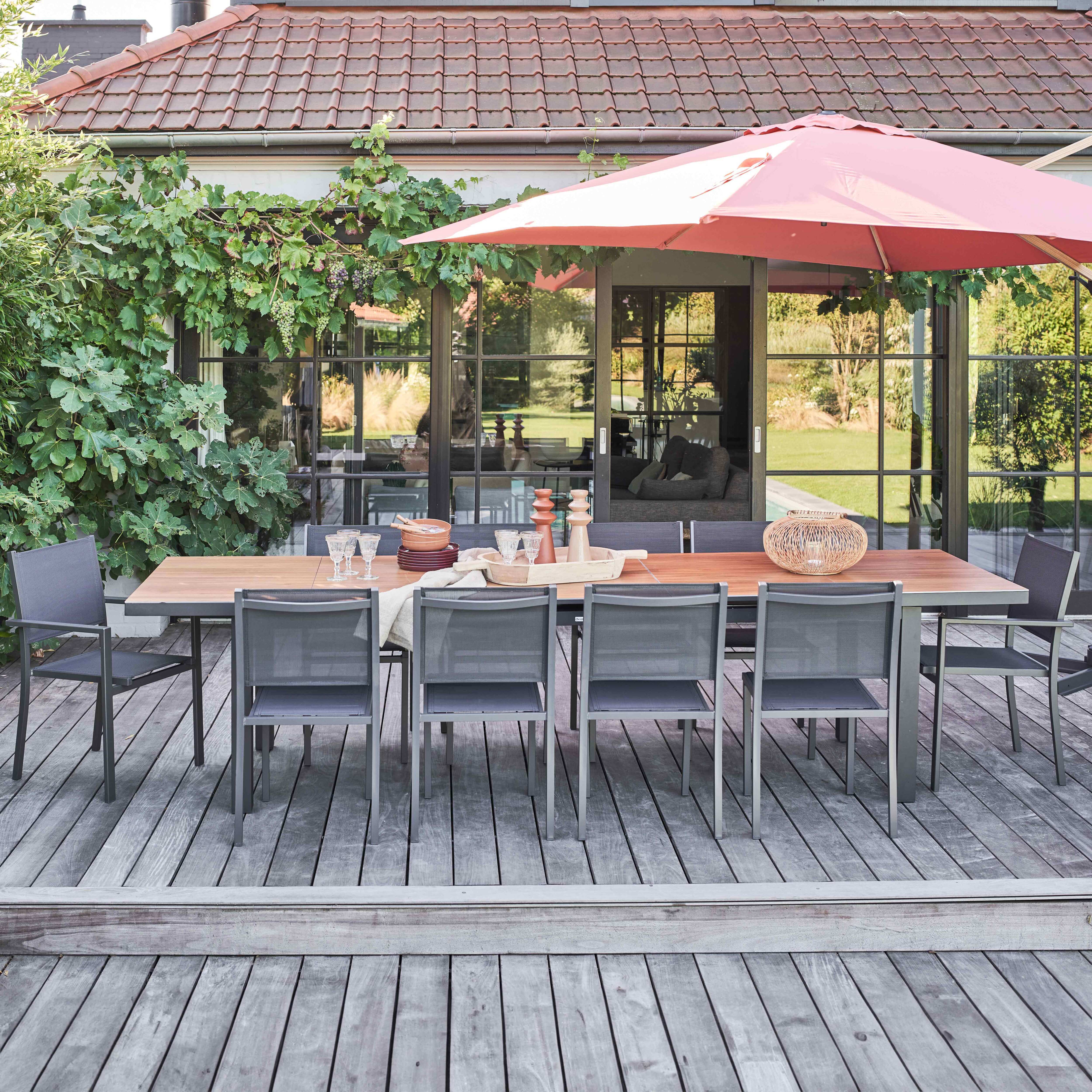 Stuhl Gartentisch mit 8 Stühlen und 2 Holzsesseln - Oviala Melbourne 108711