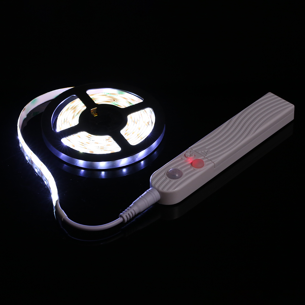 LED Stripe mit PIR-Bewegungsmelder Lichtband Streifen Batteriebetrieb/USB Band 