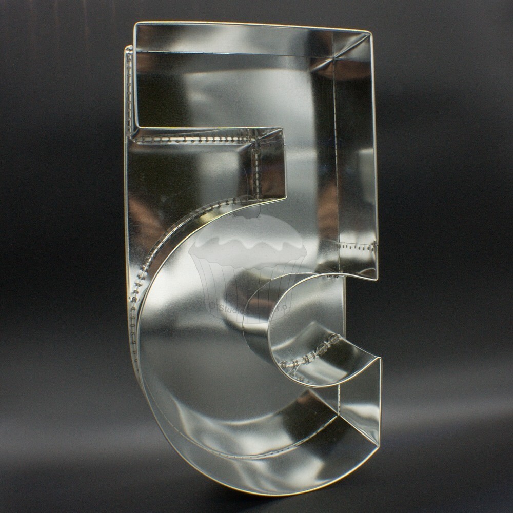 Backform - Nummer 5 Felcman Material:: Metal, Farbe:: Silber, Geschirrspülmaschine:: Nein 275
