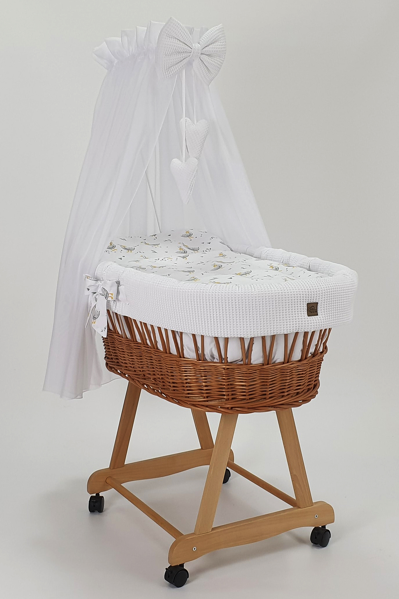 Kleinbaby Stubenwagen Naturweide Rollen Komplett Set Bettwäsche-Set Weiß Waffel – Gänse