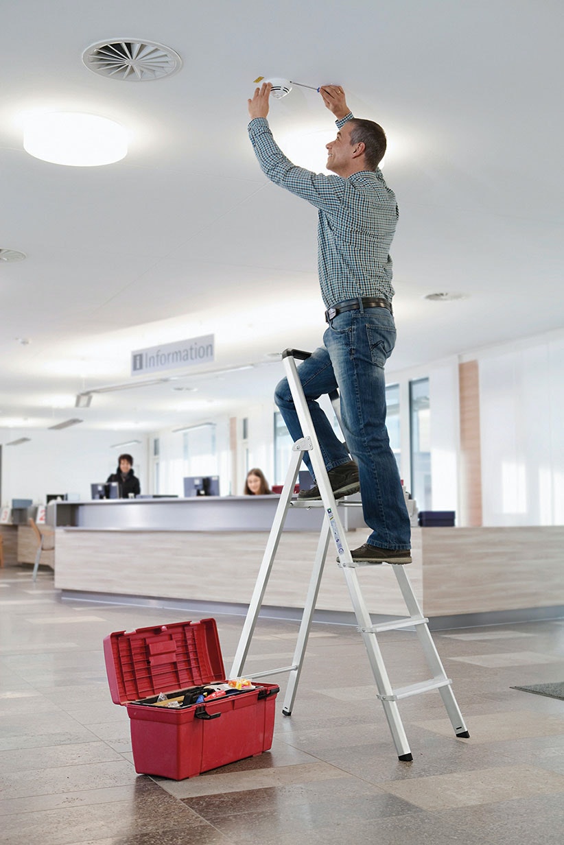 Günzburger Steigtechnik ML Stufen-Stehleiter einseitig begehbar 5 Stufen - 011225