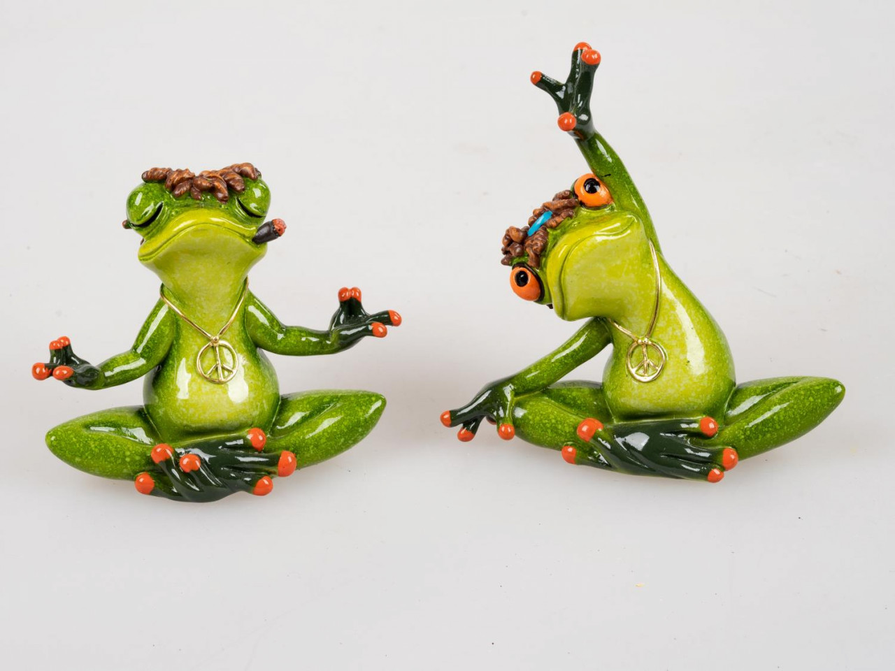 Dekofigur lustiger Yoga Frosch nach hinten gelegt 8 cm