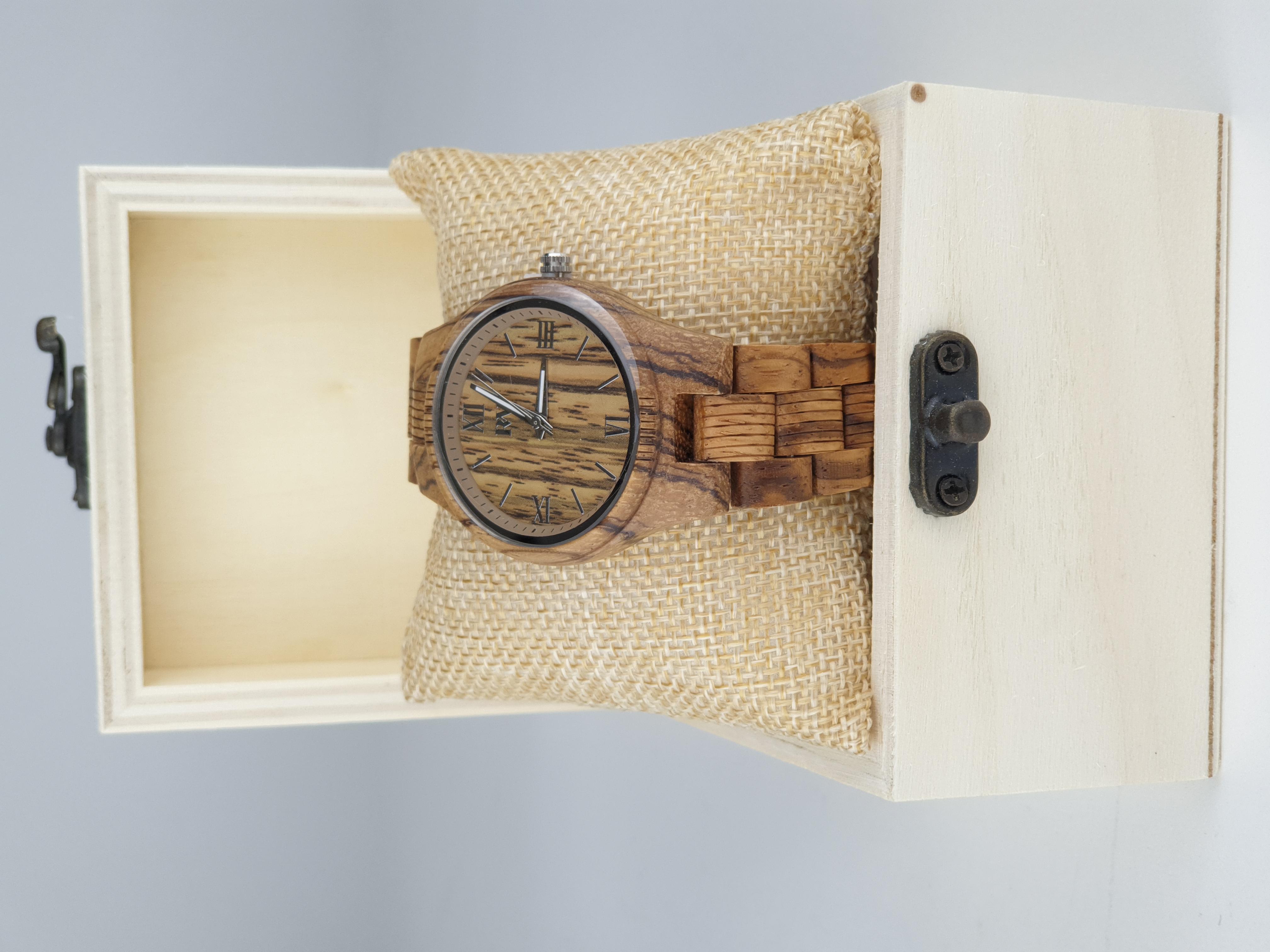 Rizes Greece Rizes Wood Damen Holzuhr aus Olivenholz mit Faltschließe