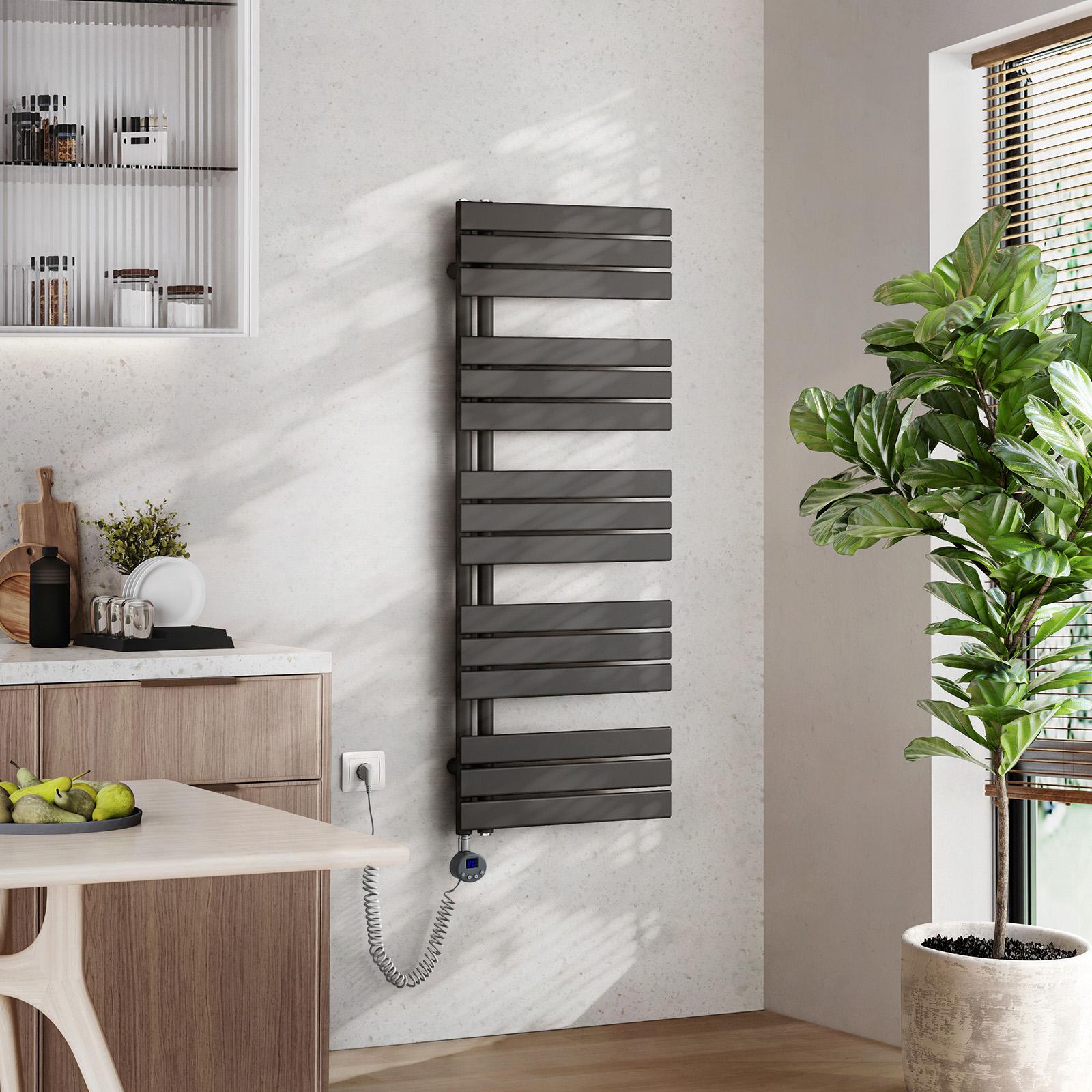 Elektrický kúpeľňový radiátor EMKE s termostatom na ohrev uterákov s wifi aplikáciou 1320 x 500 mm antracitový držiak na uteráky so sušičom uterákov s 800W vykurovacím telesom