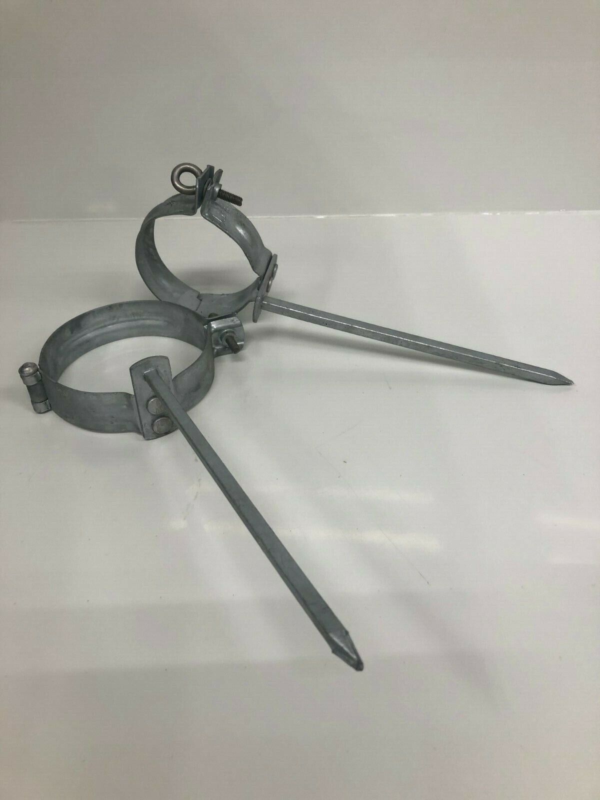 Zambelli Regenrohrschelle 80 mm mit Schlagstift 140 mm