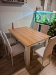 Toller tisch tolle Stühle 