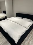 Bett mit Matratze 
