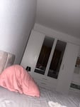 Kleiderschrank 