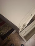 Tovar bol nedostatočne zabalený, je poškodený. Na kvetináčoch sú poškodené hrany a sú rozlámane.
